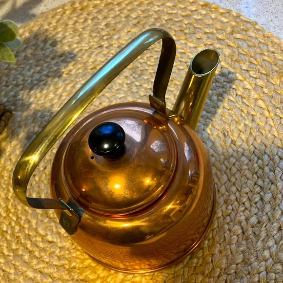 Small Copper Tea Kettle - Coppercraft Guild - Picture 5 of 12
